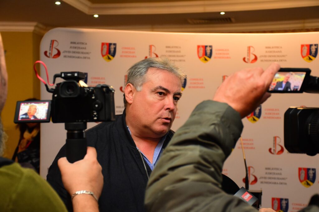 Așa ne place istoria…