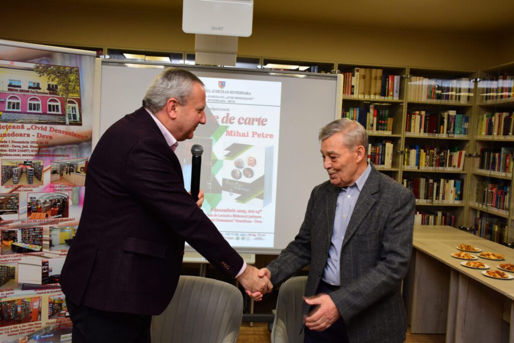 Dascălul Mihai Petre și o invitație la recitire